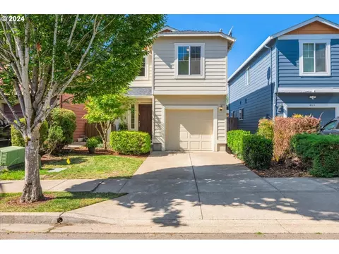 473 S Lair Ln, Newberg, OR 97132