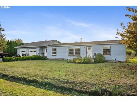 3230 Goeres Rd, Tillamook, OR 97141