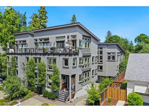 7946 SE 6th Ave, Portland, OR 97202