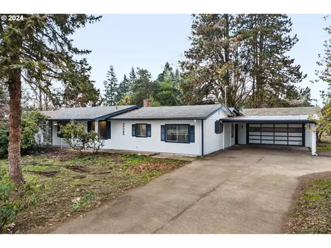 30085 S Starlight Ct, Canby, OR 97013