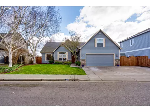 1467 W 12th Ave, Junction City, OR 97448