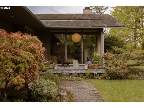 7035 NW Penridge Rd, Portland, OR 97229