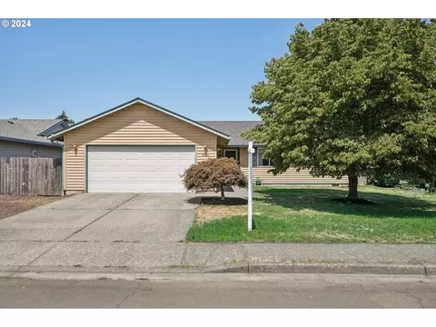 16014 NE 4th St, Vancouver, WA 98684