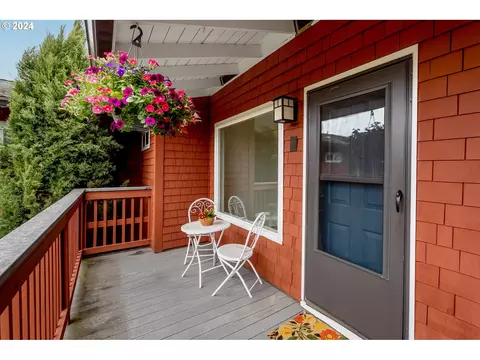 3013 SE Waverleigh Blvd #6, Portland, OR 97202
