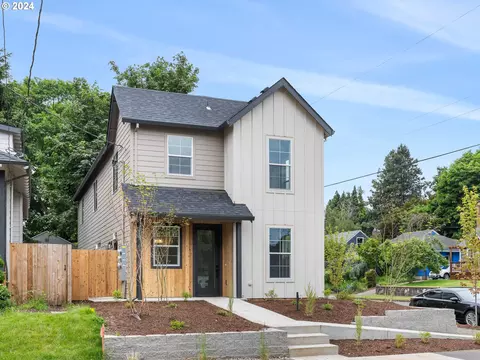 5892 N Yale St, Portland, OR 97203