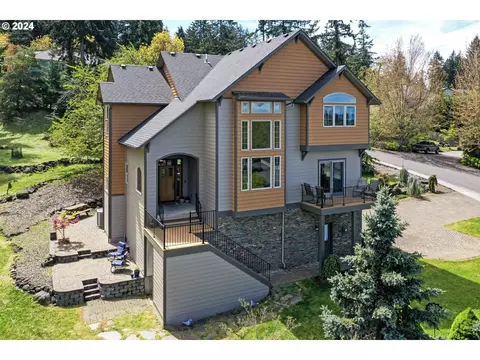 2957 Summit Sky Blvd, Eugene, OR 97405
