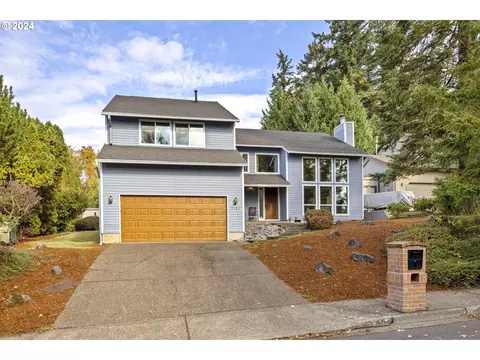10185 SW Todd St, Portland, OR 97210