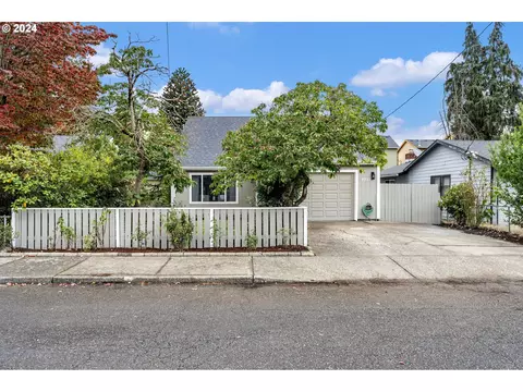 9921 SE Yukon St, Portland, OR 97266