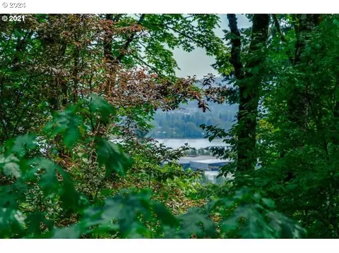 3611 E Mill Plain Blvd, Vancouver, WA 98661