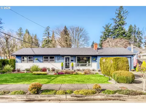 280 Ipswich St, Gladstone, OR 97027
