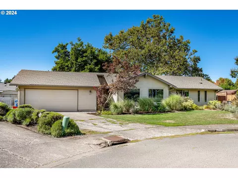 1714 Best Ln, Eugene, OR 97401