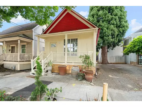 1607 SE Salmon St, Portland, OR 97214