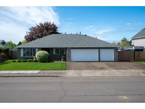 18893 Highland Dr, Oregon City, OR 97045