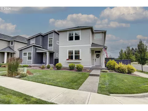 9909 NE 132nd Ave, Vancouver, WA 98682