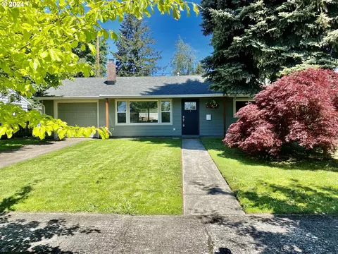 10925 NE Brazee St, Portland, OR 97220