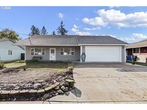 234 Valentine Ave, Sutherlin, OR 97479