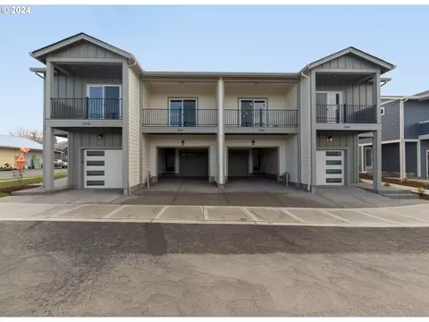 2994 25th Ave, Forest Grove, OR 97116