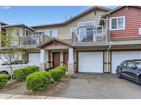 14700 SW Sandhill Loop #203, Beaverton, OR 97007