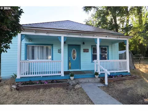 45472 Main St, Antelope, OR 97001