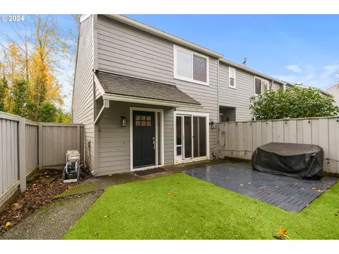5320 SW Erickson Ave, Beaverton, OR 97005