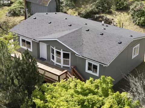 16833 NW Wapato Ave, Portland, OR 97231