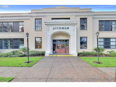 650 W 12th Ave #130, Eugene, OR 97402
