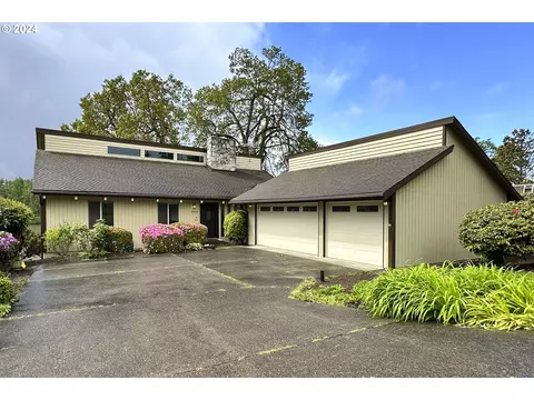 20408 NE Interlachen Ln, Fairview, OR 97024