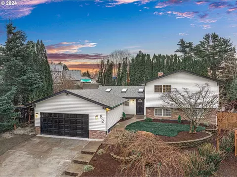 82 NE Paloma Ave, Gresham, OR 97030