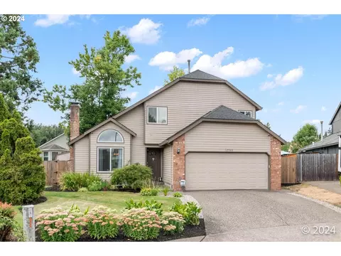 12933 SE Kathryn Ct, Happy Valley, OR 97086