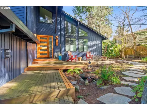 9430 SW Buckskin Ter, Beaverton, OR 97008