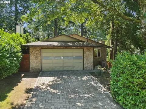 5236 SW Vacuna St, Portland, OR 97219