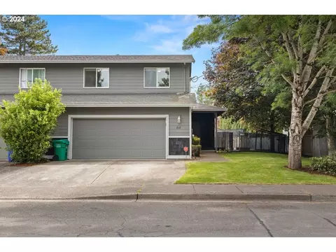 818 SE Francis Ave, Gresham, OR 97080