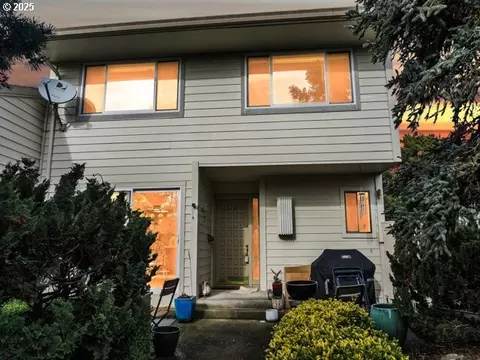 32228 SW Boones Bend Rd, Wilsonville, OR 97070