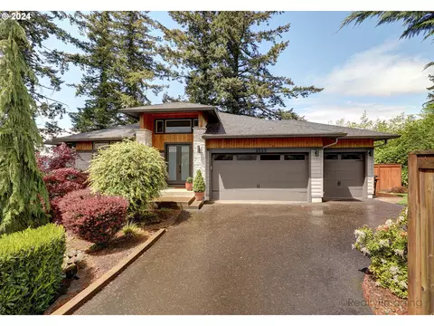 2113 Satter St, West Linn, OR 97068