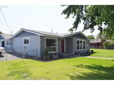 613 S Main St, Union, OR 97883