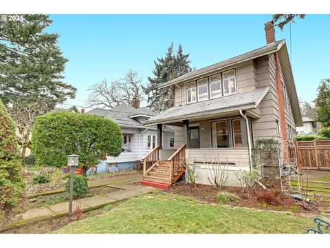 3739 SE Alder St, Portland, OR 97214