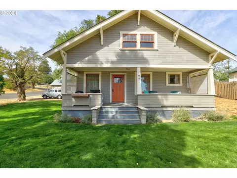 108 Court St, Moro, OR 97039