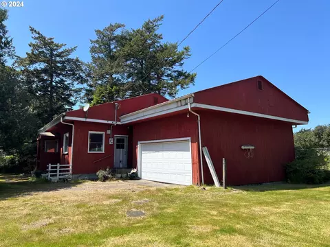 524 Hemlock St, Florence, OR 97439