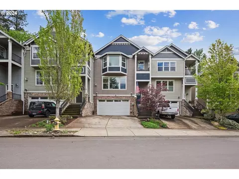 2908 W 9th St, Washougal, WA 98671