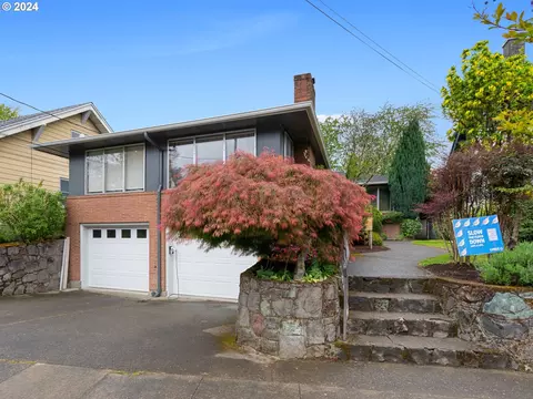 3748 SE 10th Ave, Portland, OR 97202