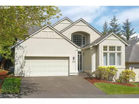 249 SE 46th Dr, Gresham, OR 97080