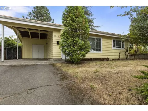 8546 NE Halsey St, Portland, OR 97220