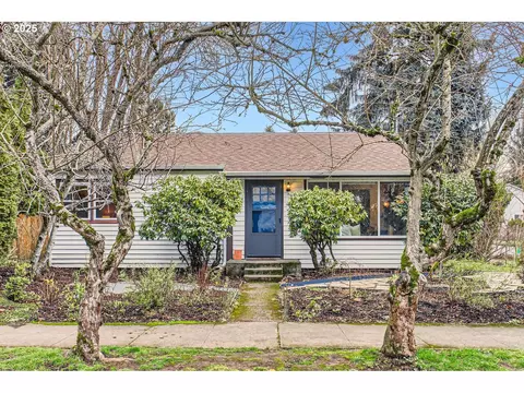 4656 SE 46th Ave, Portland, OR 97206