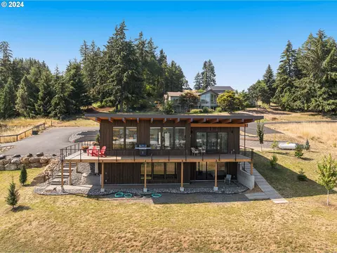3741 Straight Hill Rd, Hood River, OR 97031