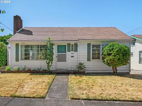1043 NE Dean St, Portland, OR 97211
