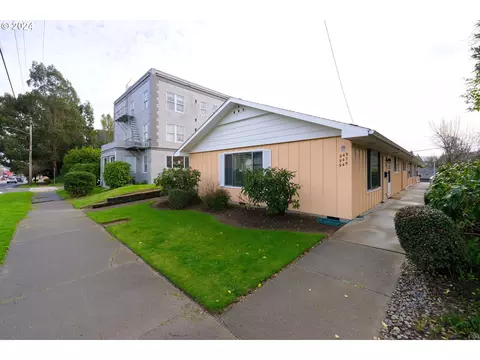945 Central Ave, Coos Bay, OR 97420