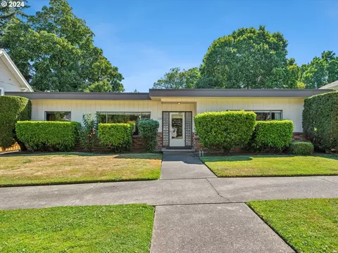 2200 NE 52nd Ave, Portland, OR 97213