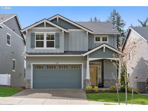 15212 SE Baden Powell Rd, Happy Valley, OR 97086