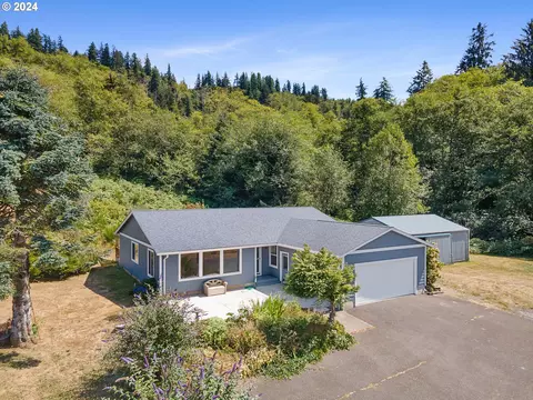 17995 Evergreen Dr, Cloverdale, OR 97112