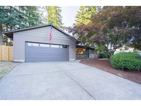 616 NE 144th Ave, Vancouver, WA 98684